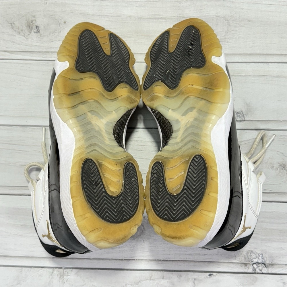 Air Jordan 11 Retro Basketball Shoes 10.5 Gratitude Defining Moments CT8012 170 - Picture 13 of 16